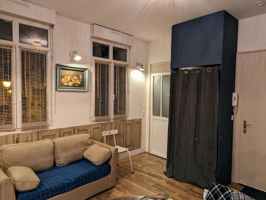 L'Appartement Du Voisin D'Hugo Besancon Exterior photo